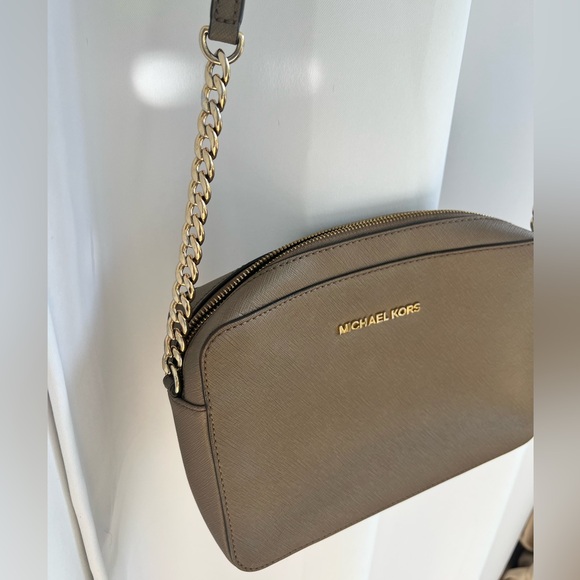 Saffiano Leather MK cross body bag - Picture 7 of 16